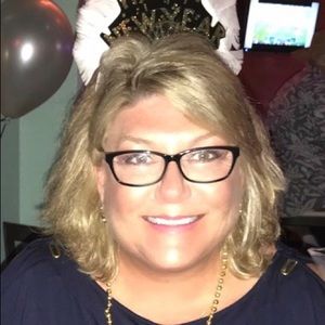 Meet your Posher, Constance